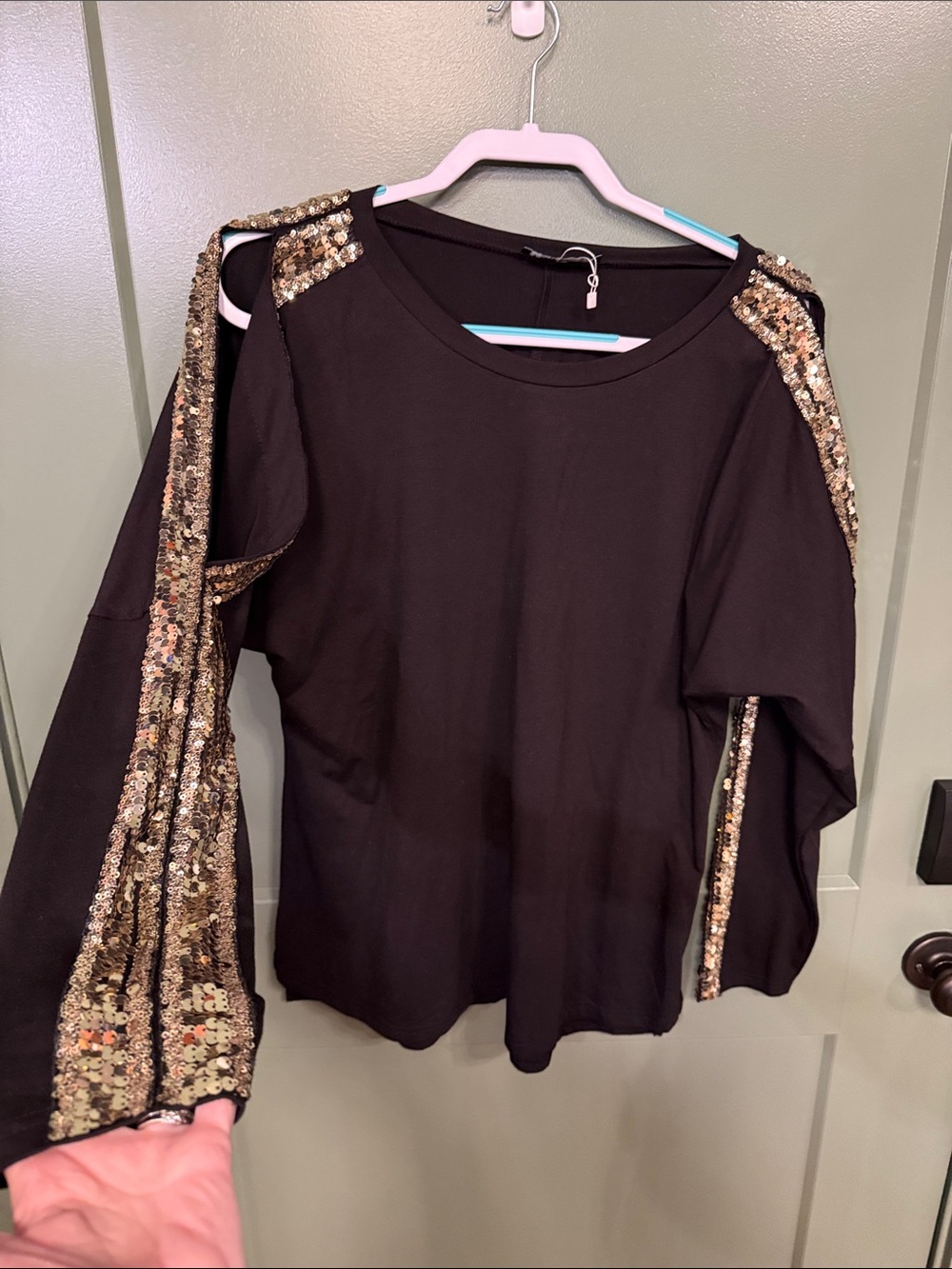 NWOT YOINS Black Long Sleeve Top with Gold Sequin Trim